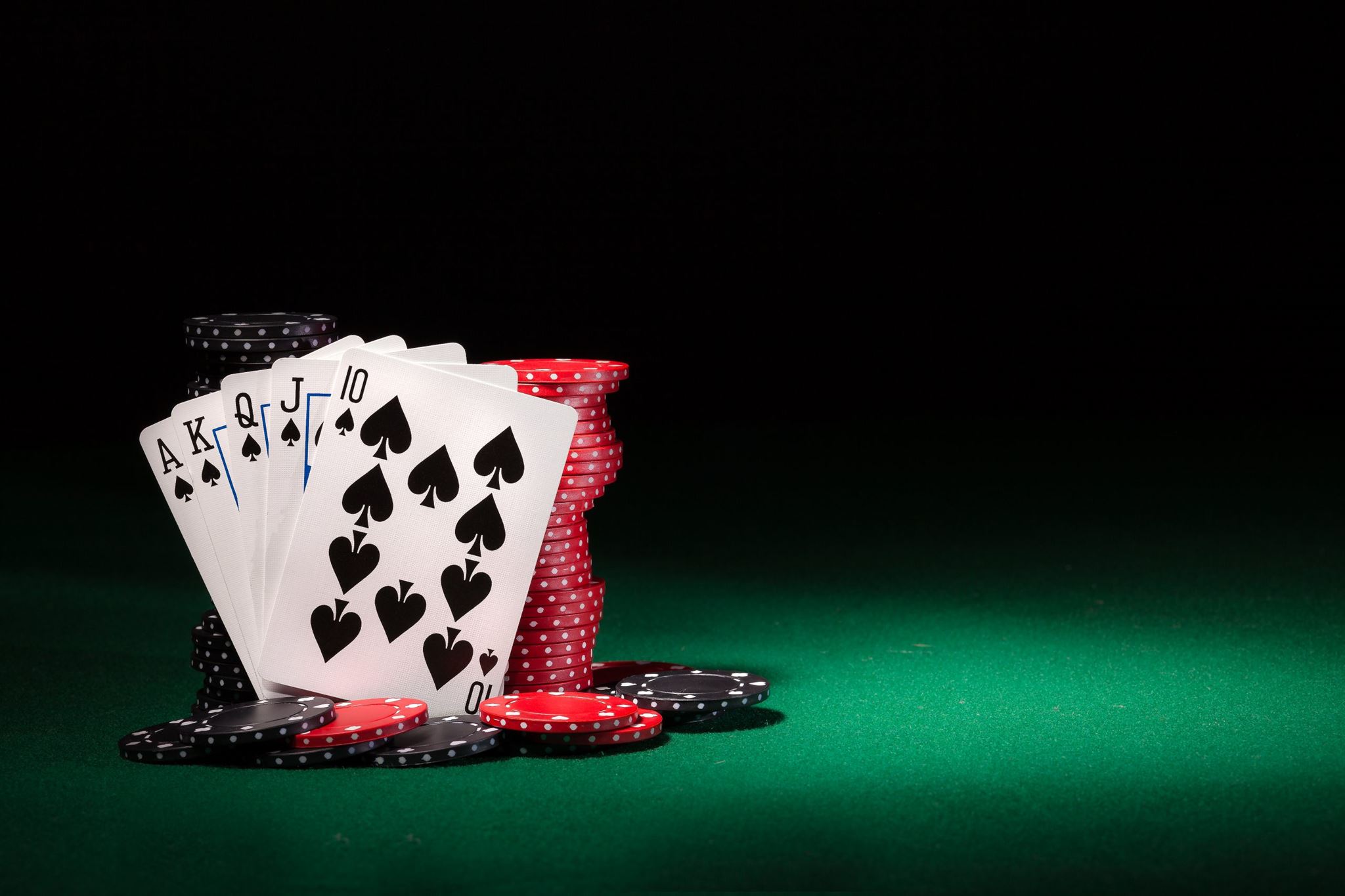 Termos do Poker: Linguagem e Comunicação à Mesa