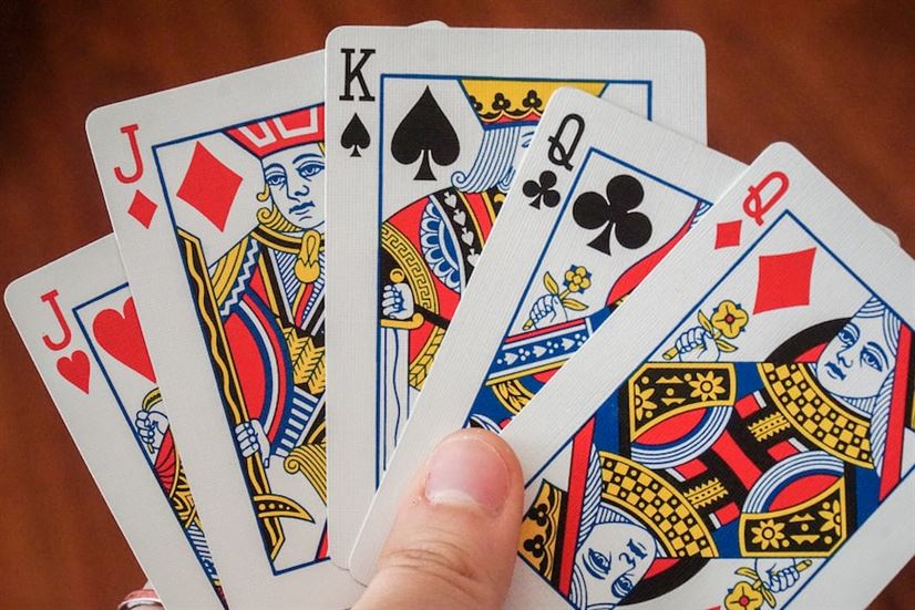 Decifrando as Mãos de Poker: Estratégias Vencedoras