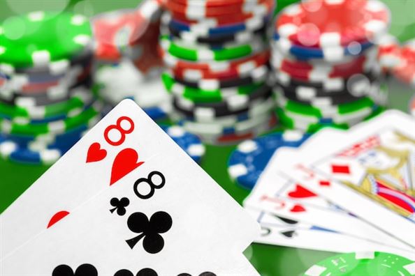 Segredos de Sucesso no Poker Online: Dicas de Ouro para Dominar o Jogo